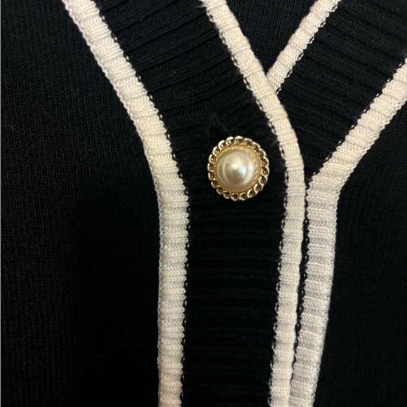 Justfab pearl button sweater dress - Picture 2 of 4